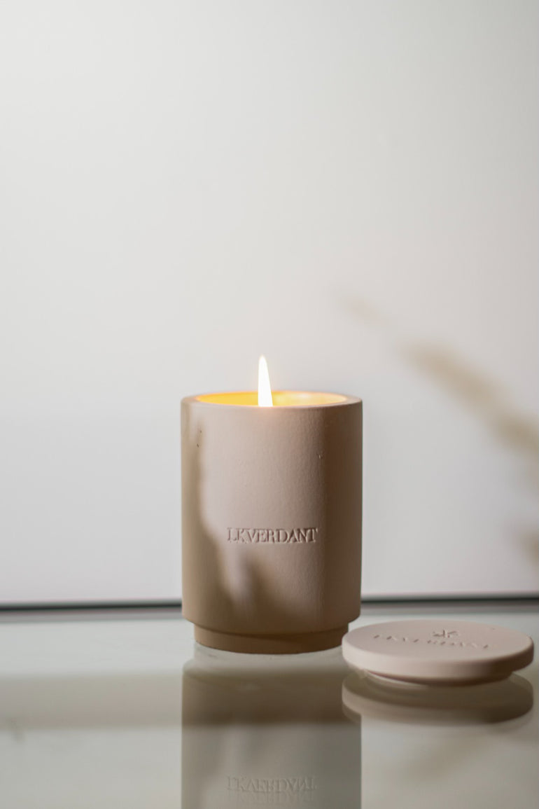 Language Of Blossom Candle - LK VERDANT