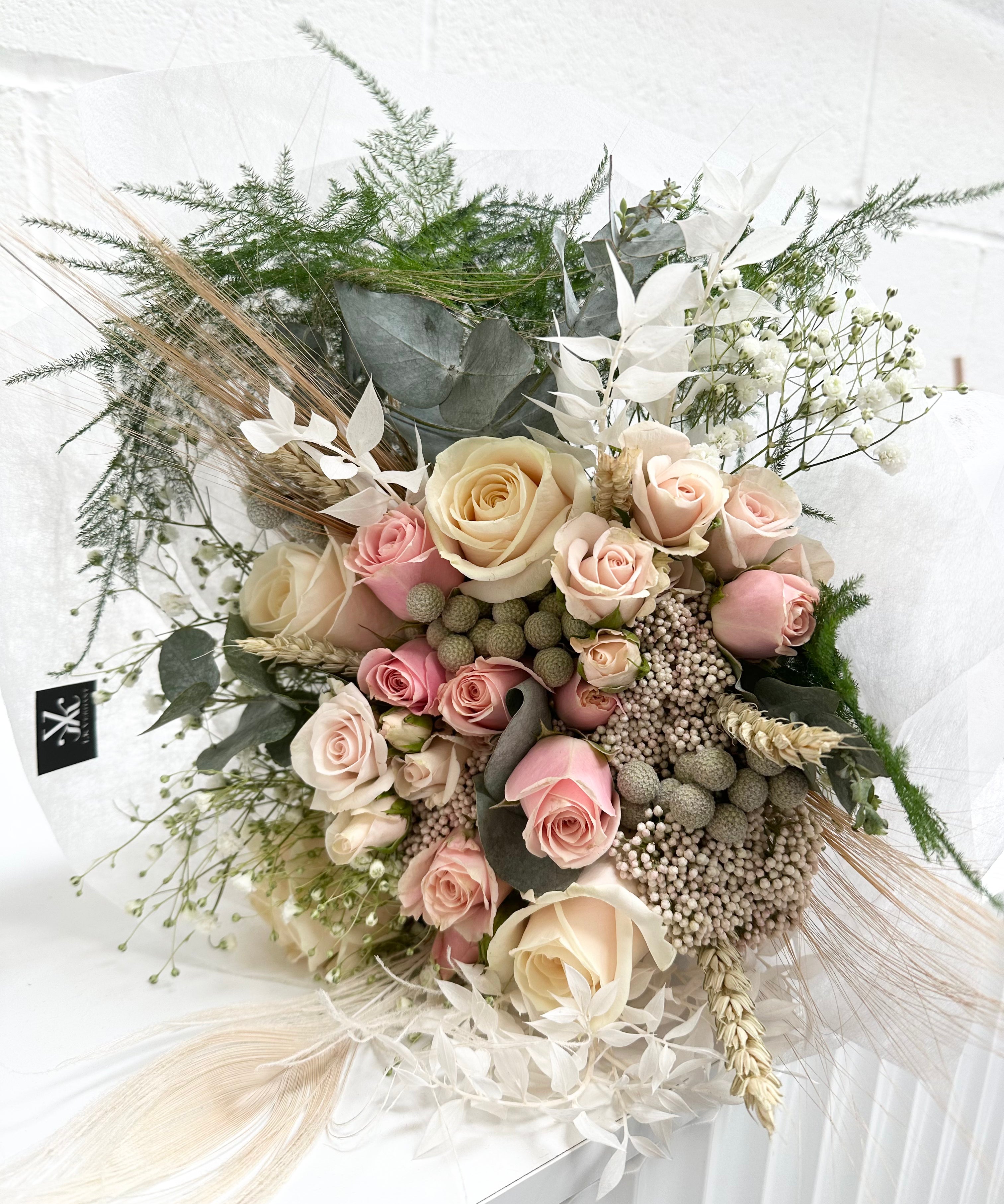 pink and white roses bouquet- At First Sight - LK VERDANT