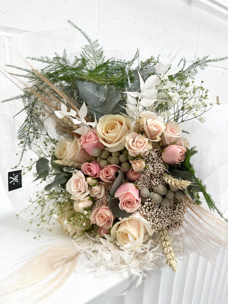 pink and white roses bouquet- At First Sight - LK VERDANT