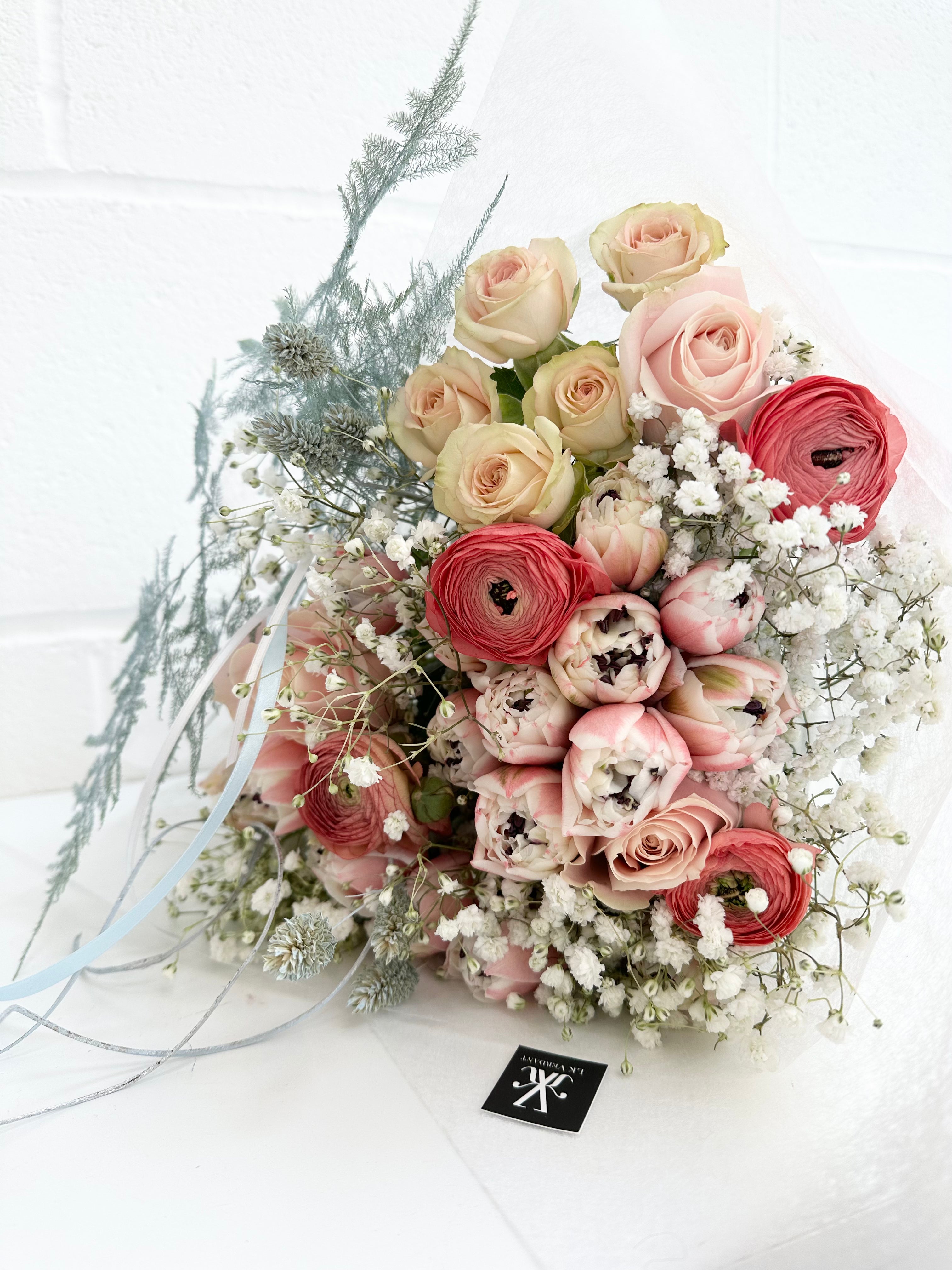 Seasonal Tulips - LK VERDANT